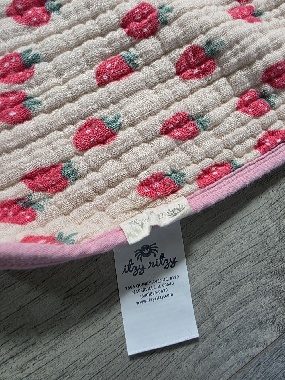 Itzy Ritzy Blanket - Picture 2 of 3